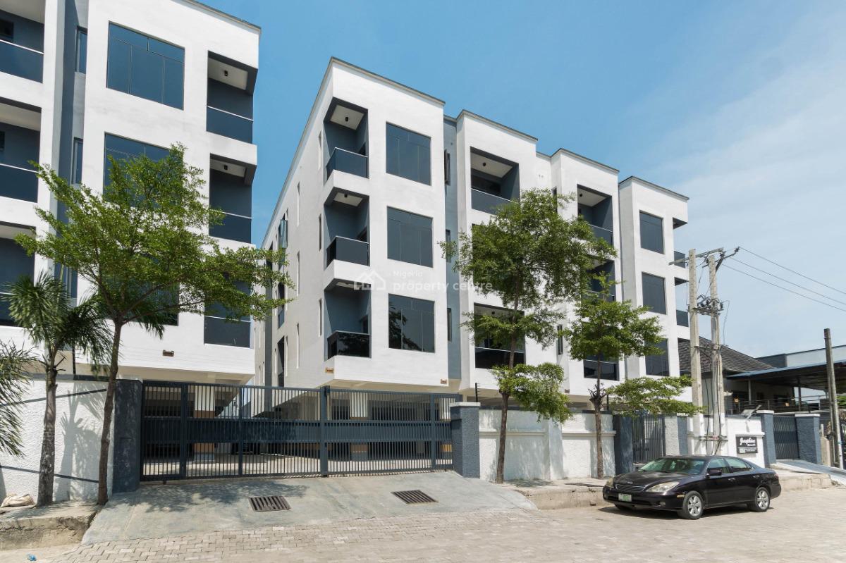 Luxury 2 Bedroom Apartment, Ologolo, Lekki, Lagos, Flat / Apartment Short Let