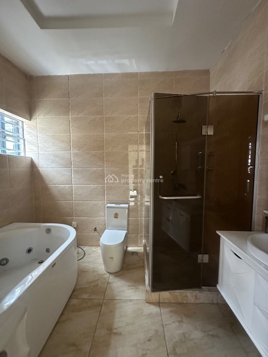 4 𝐁𝐄𝐃𝐑𝐎𝐎𝐌 𝐓𝐄𝐑𝐑𝐀𝐂𝐄 𝐃𝐔𝐏𝐋𝐄𝐗, Orchid, Lekki, Lekki Phase 2, Lekki, Lagos, Terraced Duplex for Rent