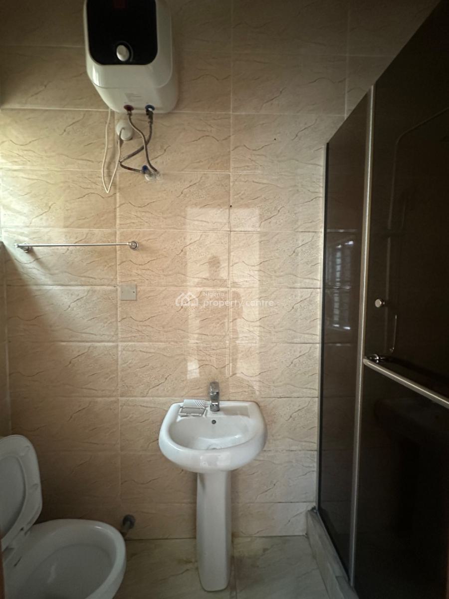 4 𝐁𝐄𝐃𝐑𝐎𝐎𝐌 𝐓𝐄𝐑𝐑𝐀𝐂𝐄 𝐃𝐔𝐏𝐋𝐄𝐗, Orchid, Lekki, Lekki Phase 2, Lekki, Lagos, Terraced Duplex for Rent