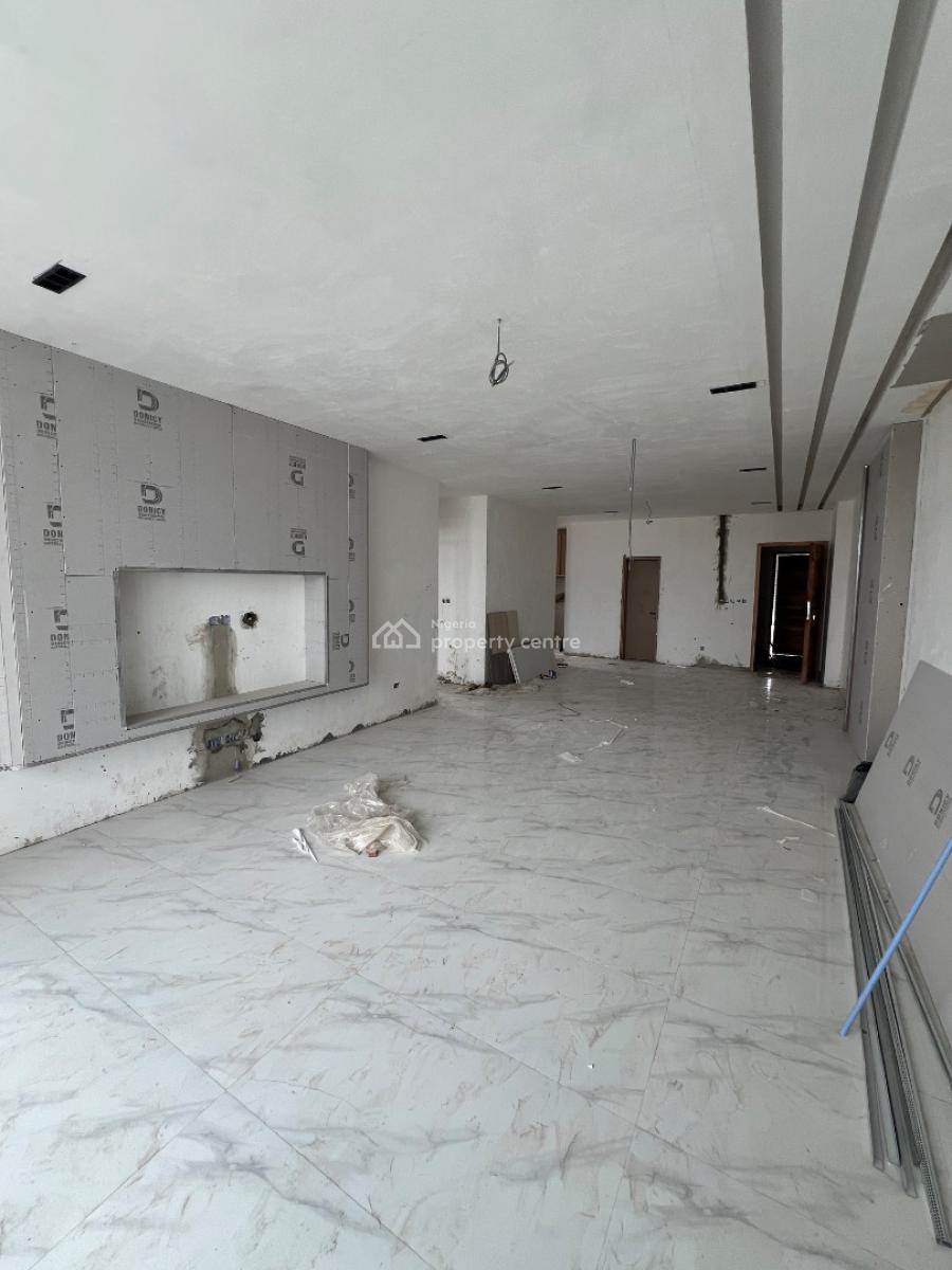 Beautiful Two (2) Bedroom Apartment., Lekki Phase 1, Lekki, Lagos, Flat / Apartment for Sale