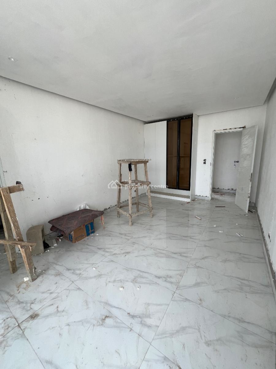 Beautiful Two (2) Bedroom Apartment., Lekki Phase 1, Lekki, Lagos, Flat / Apartment for Sale