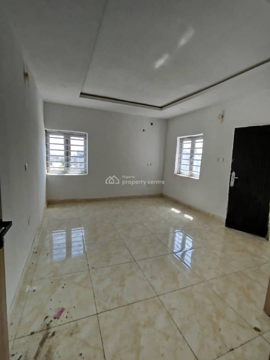 Lovely 3 Bedroom Apartment Without Bq on a Tarred Road, Jahi, Abuja, Flat / Apartment for Rent