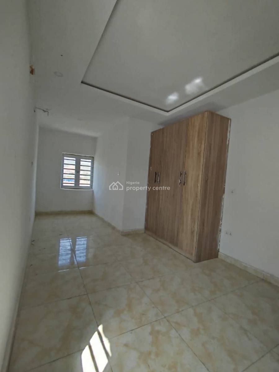 Lovely 3 Bedroom Apartment Without Bq on a Tarred Road, Jahi, Abuja, Flat / Apartment for Rent