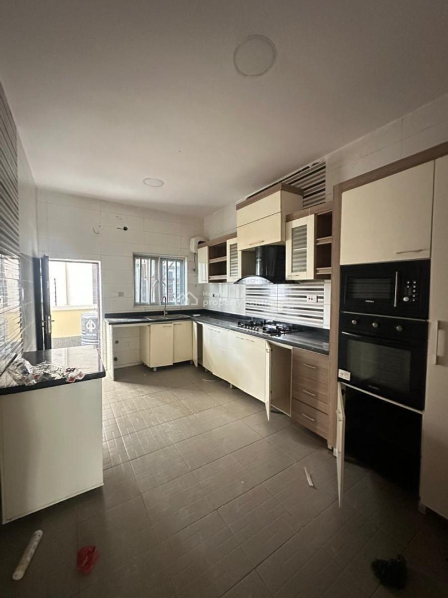 Well Maintained 4 Bedroom Semidetached Duplex with Bq, Chevron, Lekki, Lagos, Semi-detached Duplex for Rent