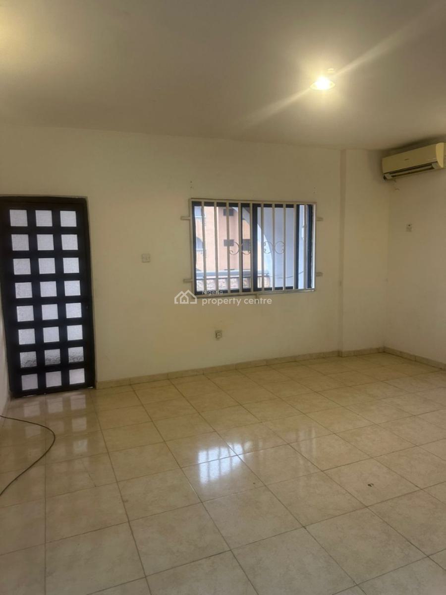 Serviced 3 Bedroom Flat with Bq and Swimming Pool, Old Ikoyi, Ikoyi, Lagos, Flat / Apartment for Rent