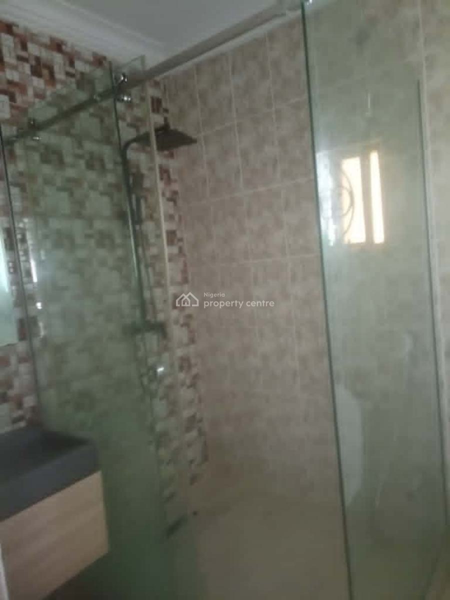 Spacious 4 Bedroom with a Self Compound and Gate House, Lekki Right/oniru, Lekki, Lagos, Flat / Apartment for Rent