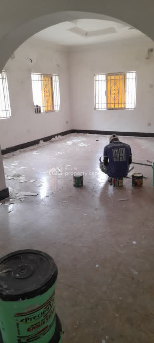 Spacious 4 Bedroom with a Self Compound and Gate House, Lekki Right/oniru, Lekki, Lagos, Flat / Apartment for Rent