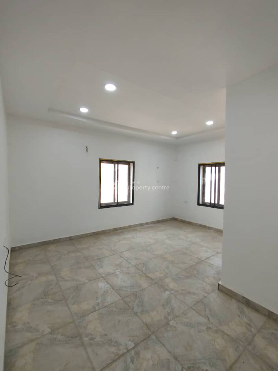 Lovely 3 Bedroom Flat in an Estate on The Ground Floor & Without Bq, Jahi, Abuja, Flat / Apartment for Rent