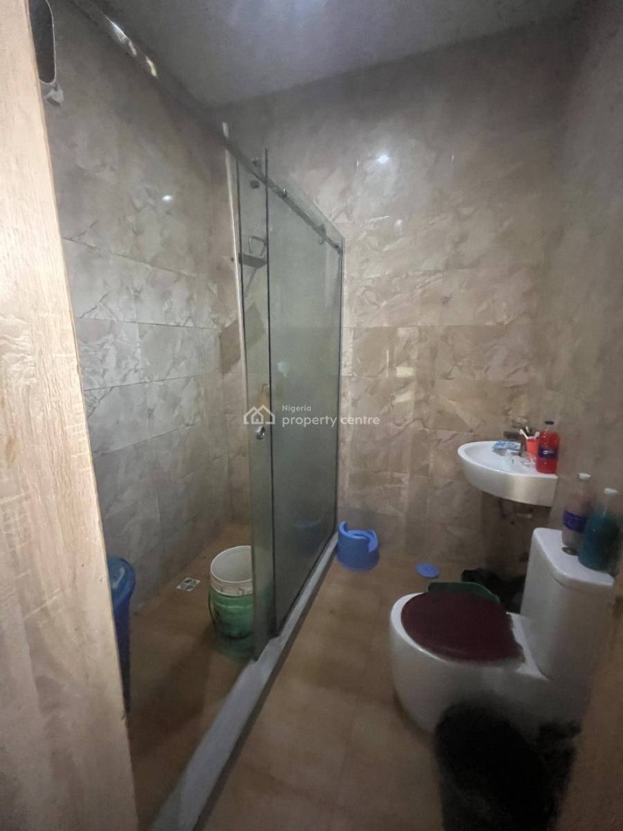 Beautiful 2 Bedroom Flat Upstairs, Off Mobil Road, Ilaje, Ajah, Lagos, House for Rent