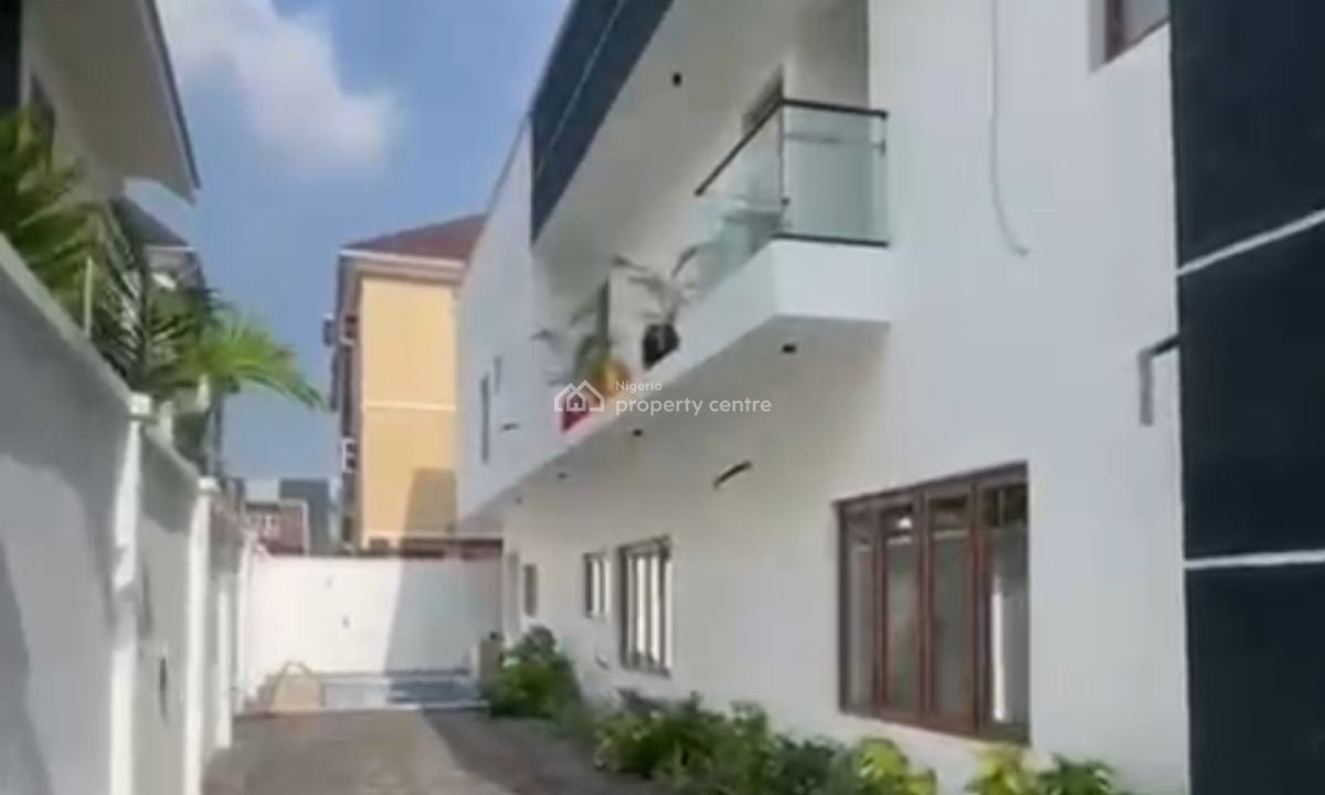 6 Bedroom Fully Detached Duplex + Pool & Bq on 600sqm Land, Ikeja Gra, Ikeja, Lagos, Detached Duplex for Sale