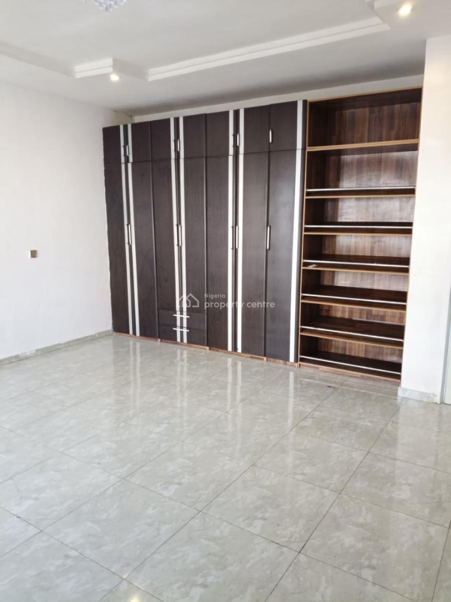 Extremely Spacious Master Bedroom with Balcony, Orchid Estate, Lekki, Lagos, Self Contain (single Rooms) for Rent