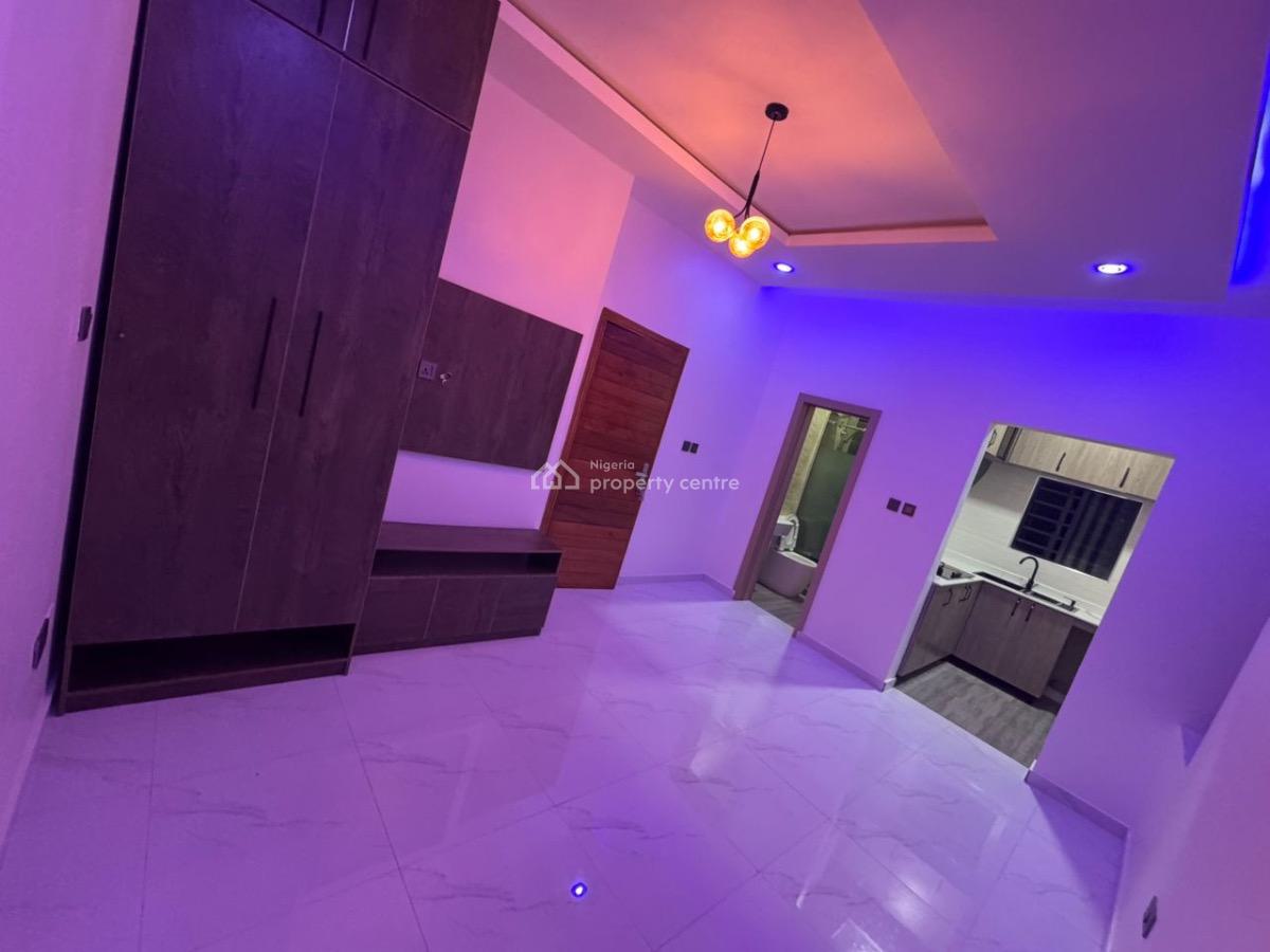 a Newly Luxury Self Contain Apartment, Pinnock Beach Road, Osapa, Lekki, Lagos, Self Contain (single Rooms) for Rent