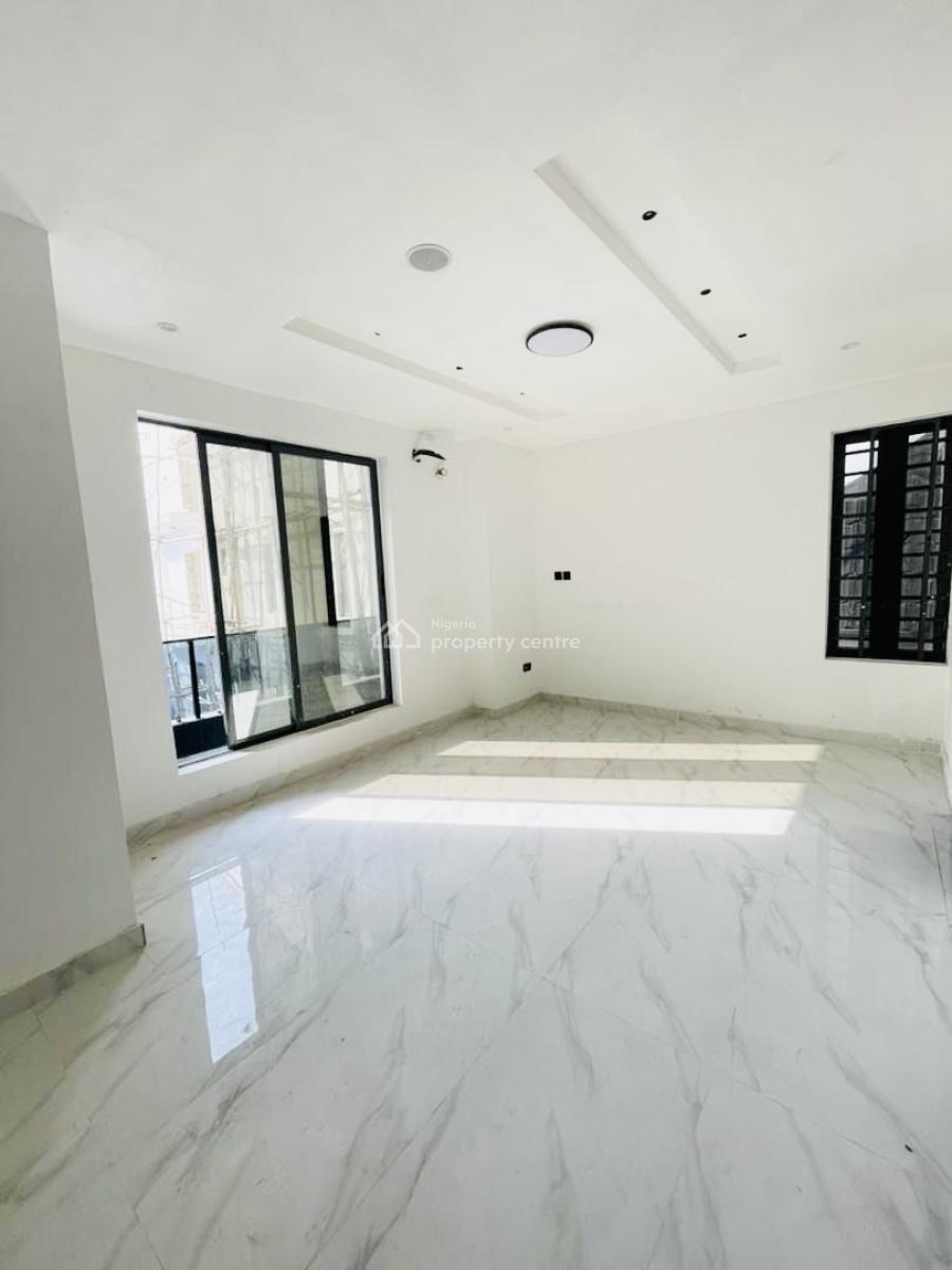 Well Built 1-bedroom Apartment, Ologolo, Lekki, Lagos, Flat / Apartment for Sale