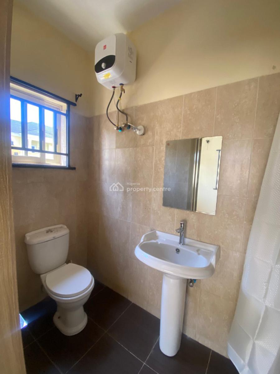 Lovely 3 Bedroom Apartment in a Secure Estate, Ikota, Lekki, Lagos, Flat / Apartment for Rent