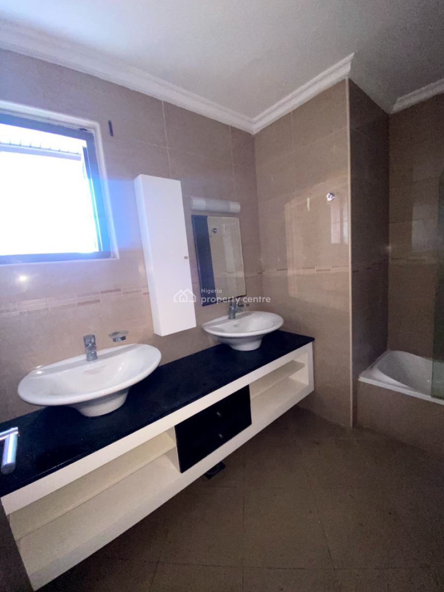 a Stunning 3-bedroom Apartment with a Room Bq on 4th Floor, Old Ikoyi, Ikoyi, Lagos, Flat / Apartment for Rent