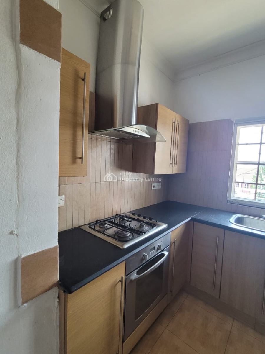 Serviced 2 Bedroom Penthouse, Lekki Phase 1, Lekki, Lagos, Flat / Apartment for Rent