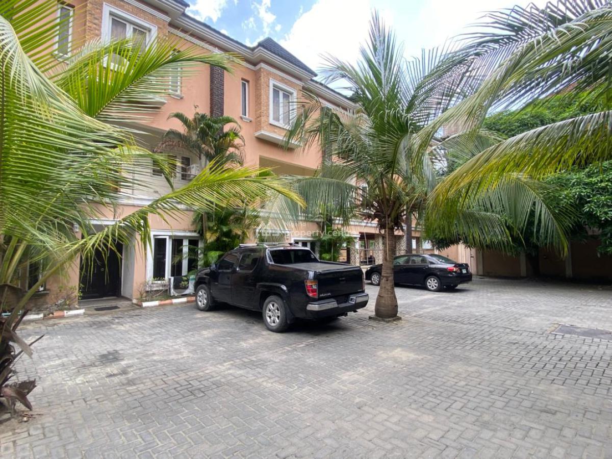 4 Bedroom Terrace with Service Quarters, Jordan Brooke Estate, Osapa, Lekki, Lagos, Terraced Duplex for Sale