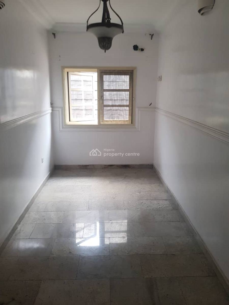 Well Maintain 3 Bedroom Apartment, Osapa London, Tin Can, Apapa, Lagos, Flat / Apartment for Rent