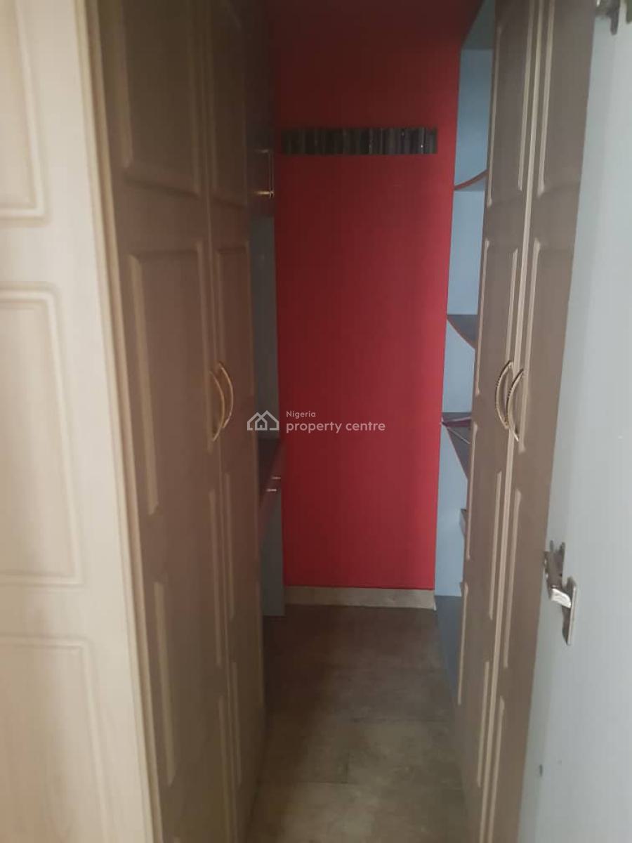 Well Maintain 3 Bedroom Apartment, Osapa London, Tin Can, Apapa, Lagos, Flat / Apartment for Rent
