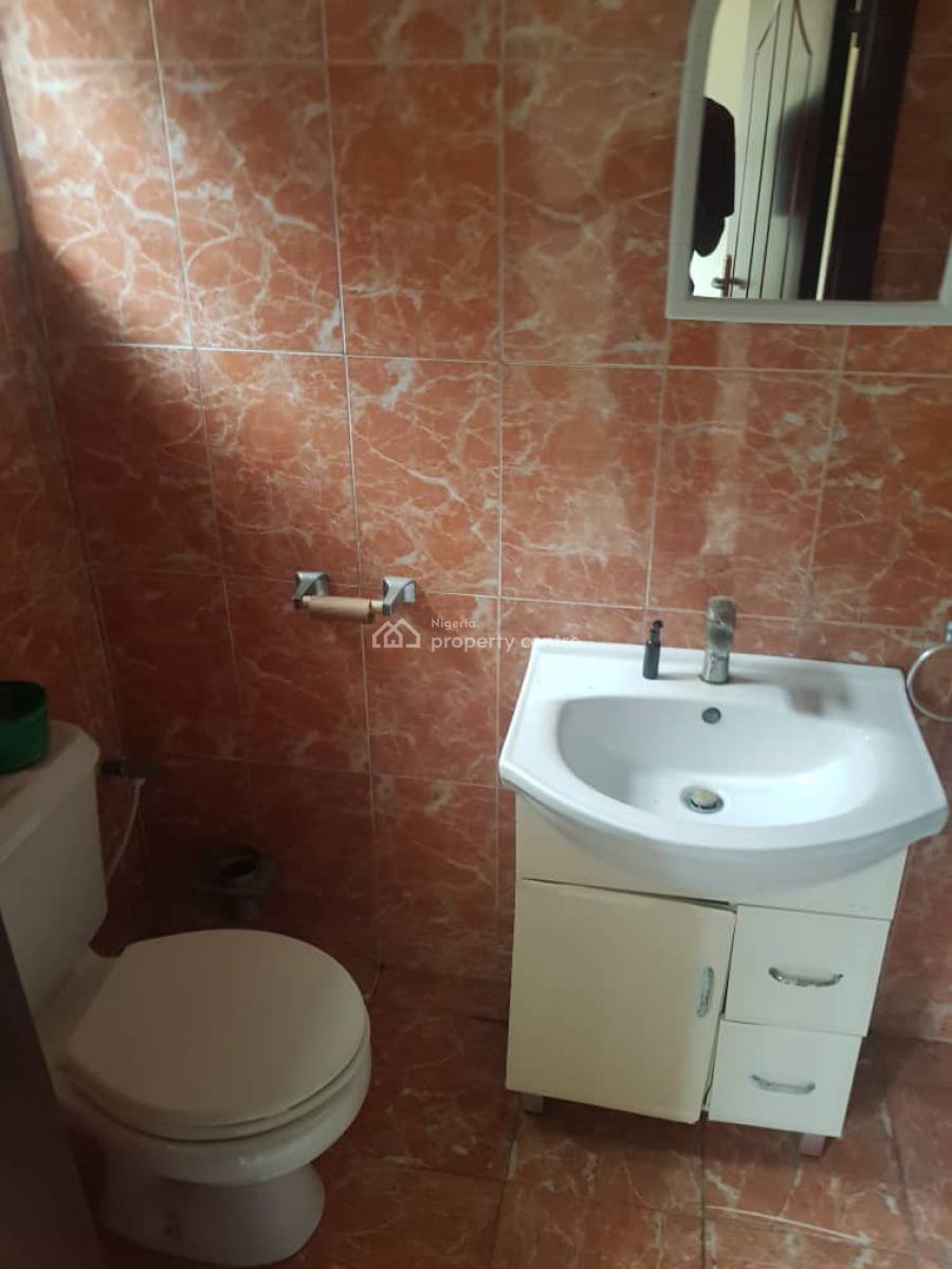 Well Maintain 3 Bedroom Apartment, Osapa London, Tin Can, Apapa, Lagos, Flat / Apartment for Rent