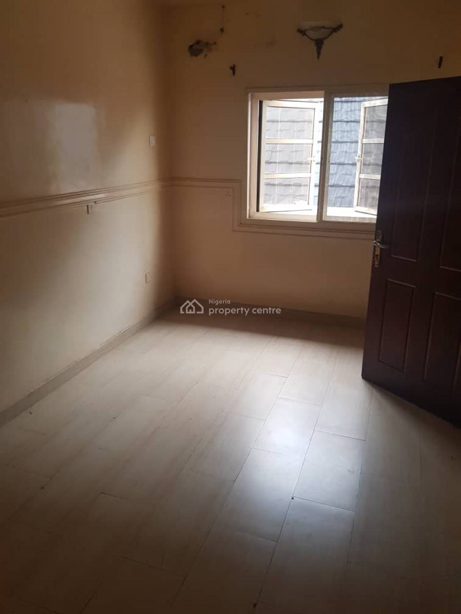 Well Maintain 3 Bedroom Apartment, Osapa London, Tin Can, Apapa, Lagos, Flat / Apartment for Rent