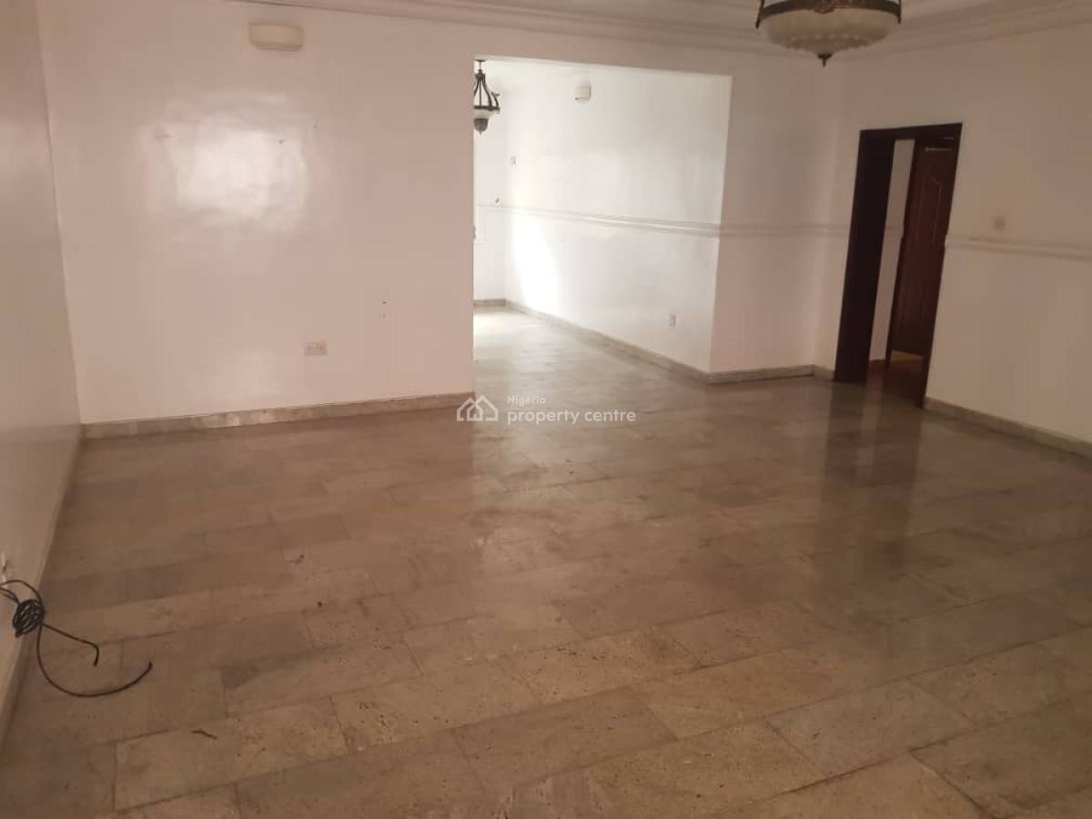 Well Maintain 3 Bedroom Apartment, Osapa London, Tin Can, Apapa, Lagos, Flat / Apartment for Rent