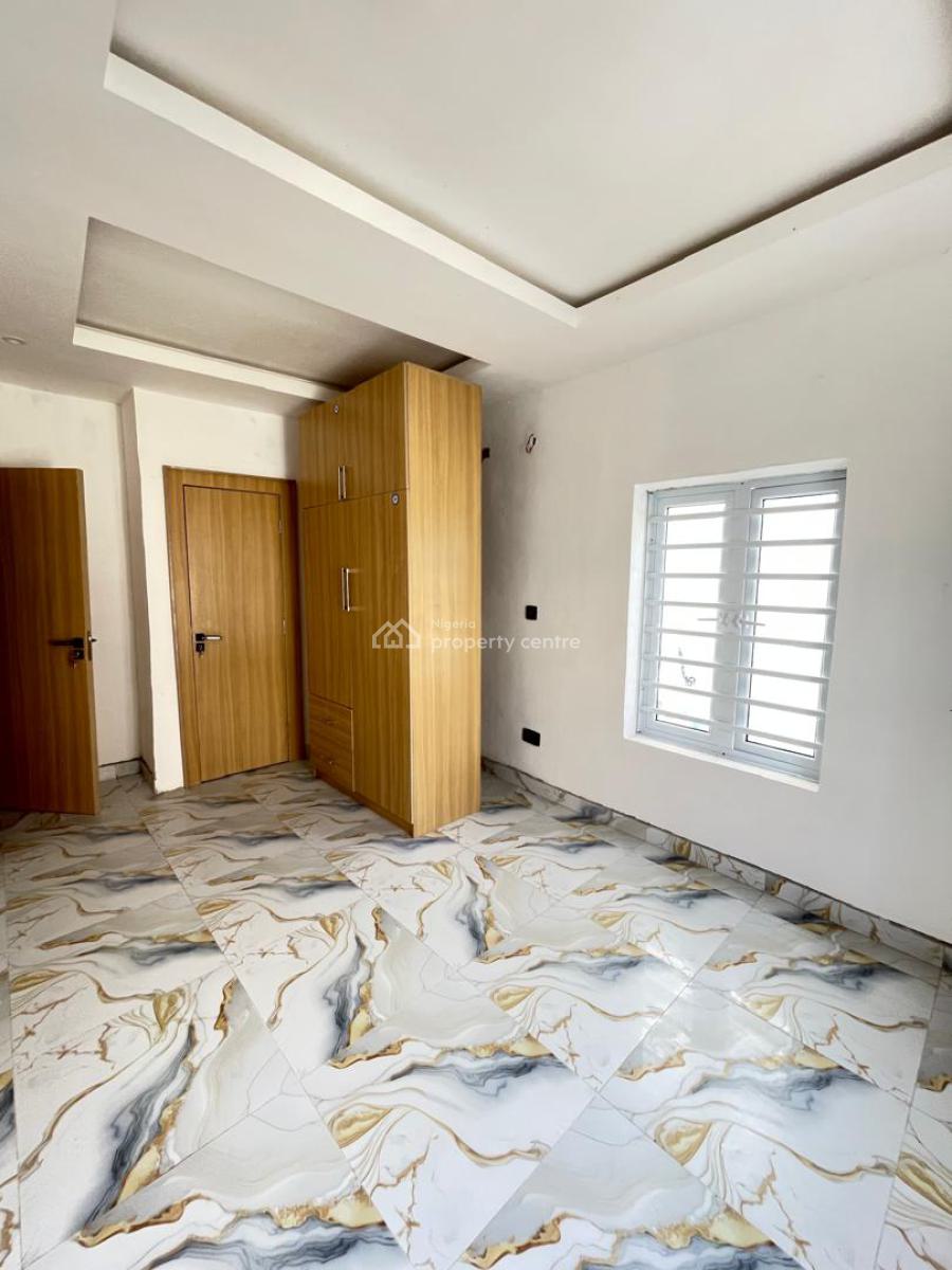 Beautifully Built 2 Bedroom Apartment with a Spacious Compound, New Road, Lekki, Lagos, Flat / Apartment for Sale
