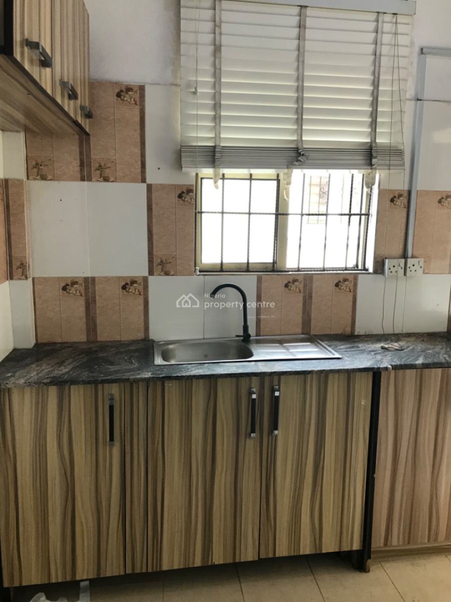 Very Standard and Clean Mini Flat Upstairs, Lekki Phase 1, Lekki, Lagos, Mini Flat (room and Parlour) for Rent