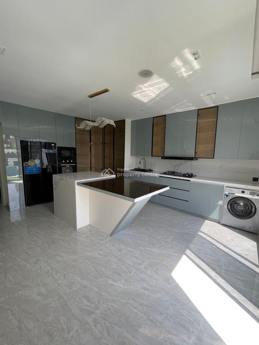 Beautifully Design 5 Bedroom Fully Detached with Cinema, Bq, Pool, New Road, Lekki, Lagos, Detached Duplex for Sale