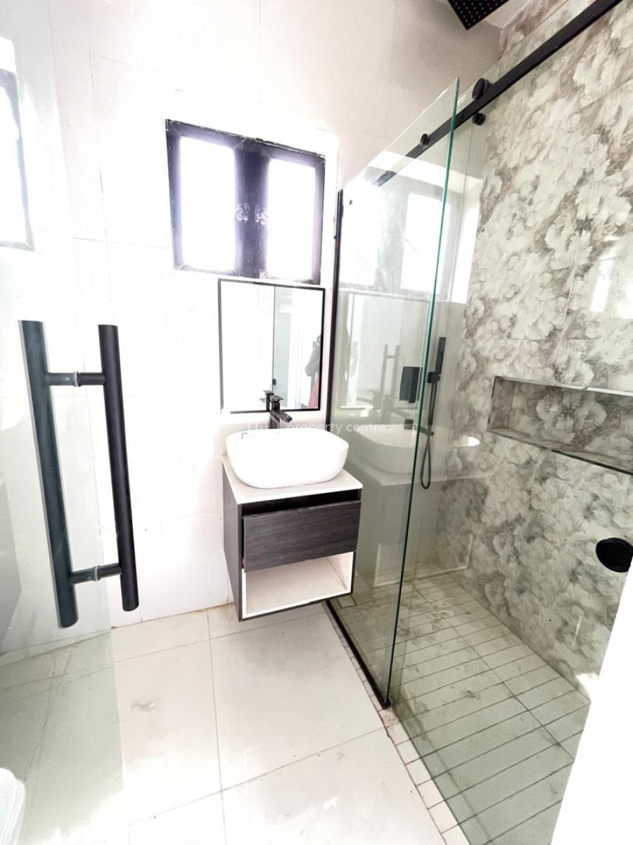 Beautifully Design 5 Bedroom Fully Detached with Cinema, Bq, Pool, New Road, Lekki, Lagos, Detached Duplex for Sale