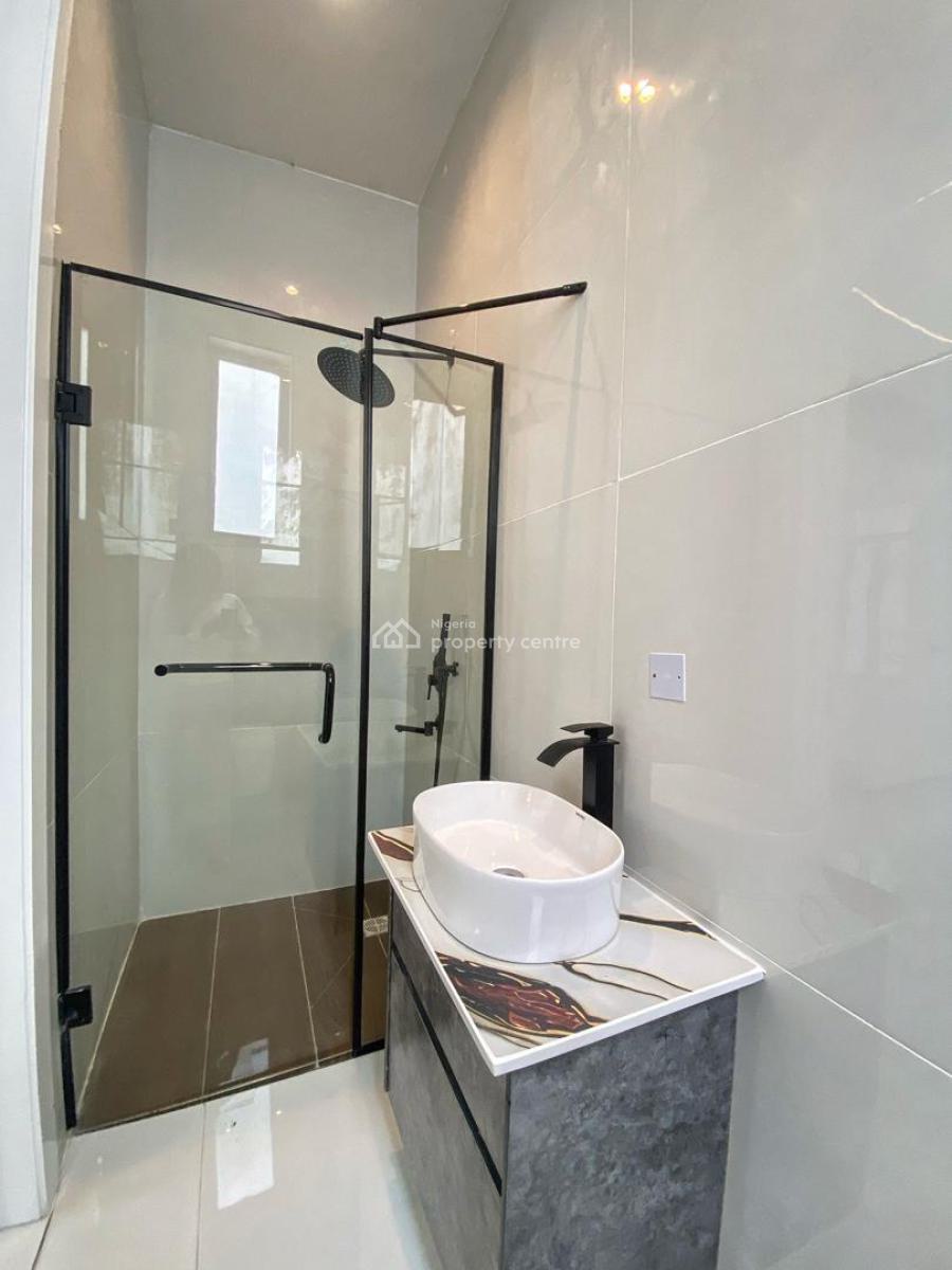 5 Bedroom Fully Detached Duplex with Bq & Pool, Oral Estate, Lekki, Lagos, Detached Duplex for Sale