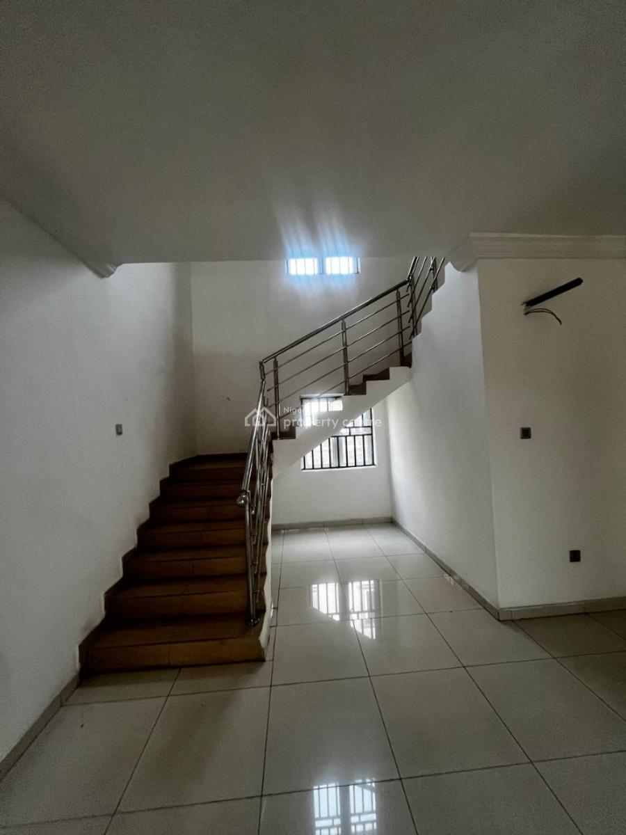 4 Bedroom Detached House, Lekki Phase 1, Lekki, Lagos, Detached Duplex for Rent