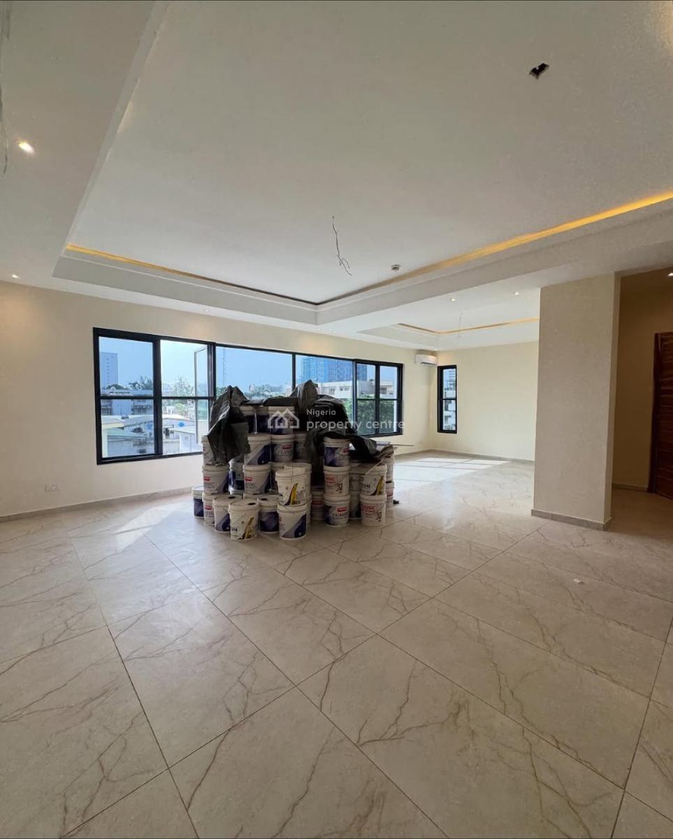 Newly Built 3 Bedroom Apartment, Victoria Island (vi), Lagos, Block of Flats for Sale