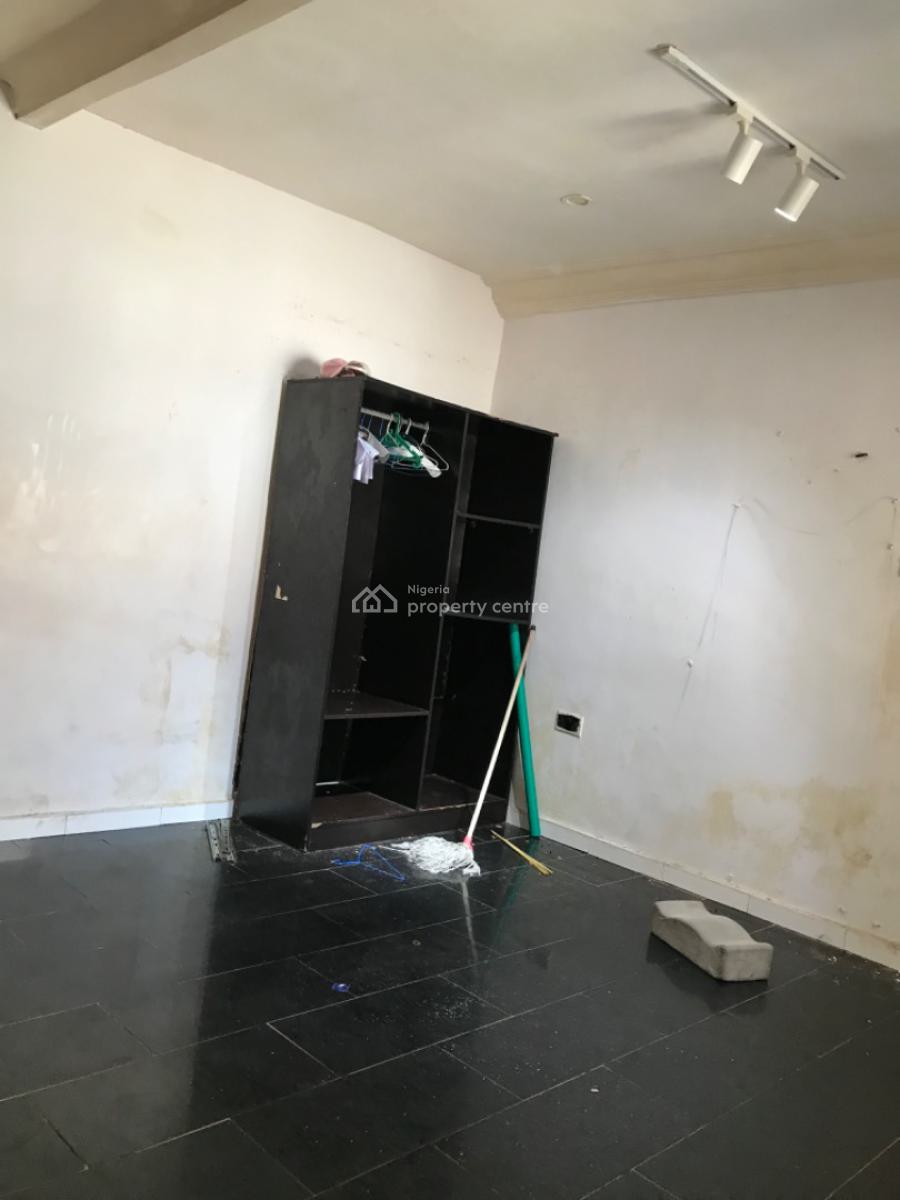 Very Standard and Massive Room Self Contained with Balcony, Lekki Phase 1, Lekki, Lagos, Self Contain (single Rooms) for Rent