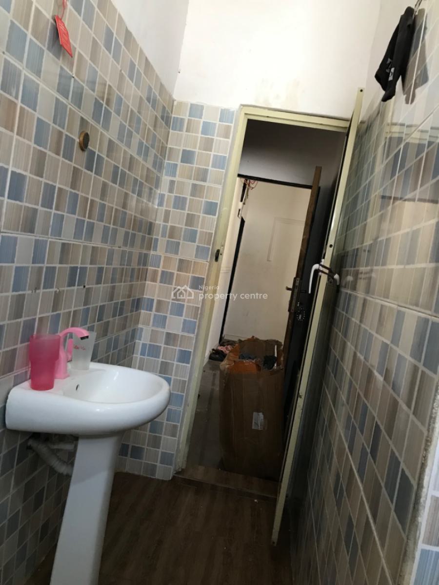 Very Standard and Massive Room Self Contained with Balcony, Lekki Phase 1, Lekki, Lagos, Self Contain (single Rooms) for Rent