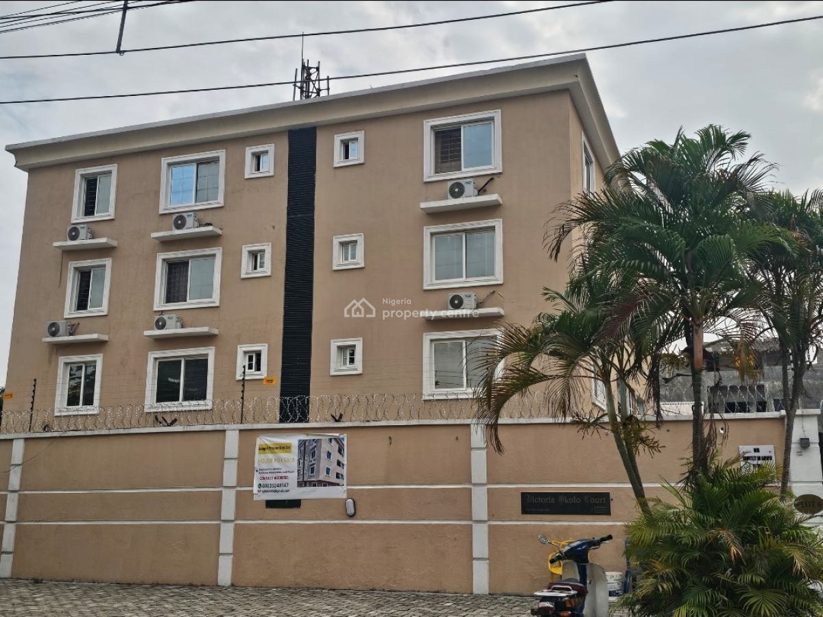 Well Maintained 3 Bedroom Apartment with Bq, Off Admiralty Way, Lekki Phase 1, Lekki, Lagos, Flat / Apartment for Sale