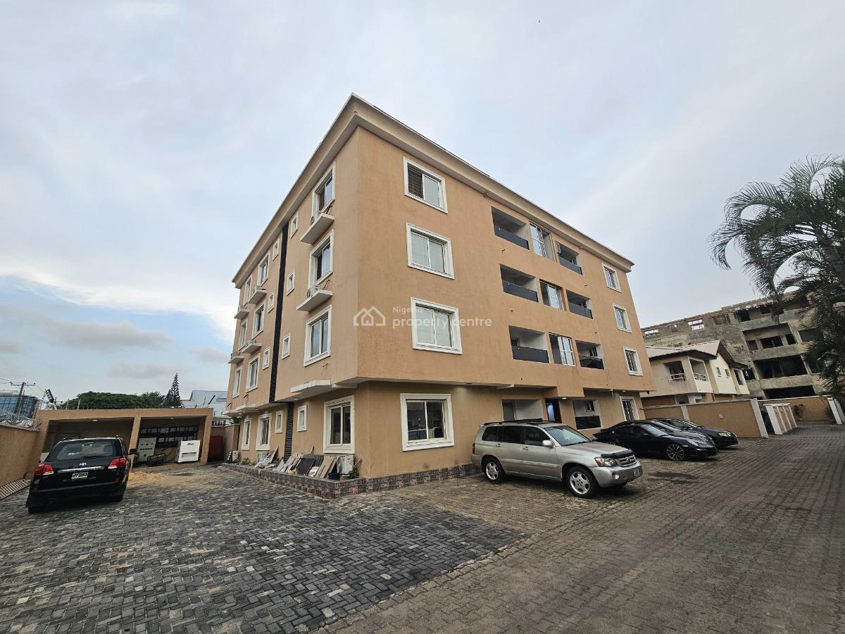 Luxury 3 Bedroom Apartment with Bq in a Gated Community, Off Admiralty Way, Lekki Phase 1, Lekki, Lagos, Flat / Apartment for Sale