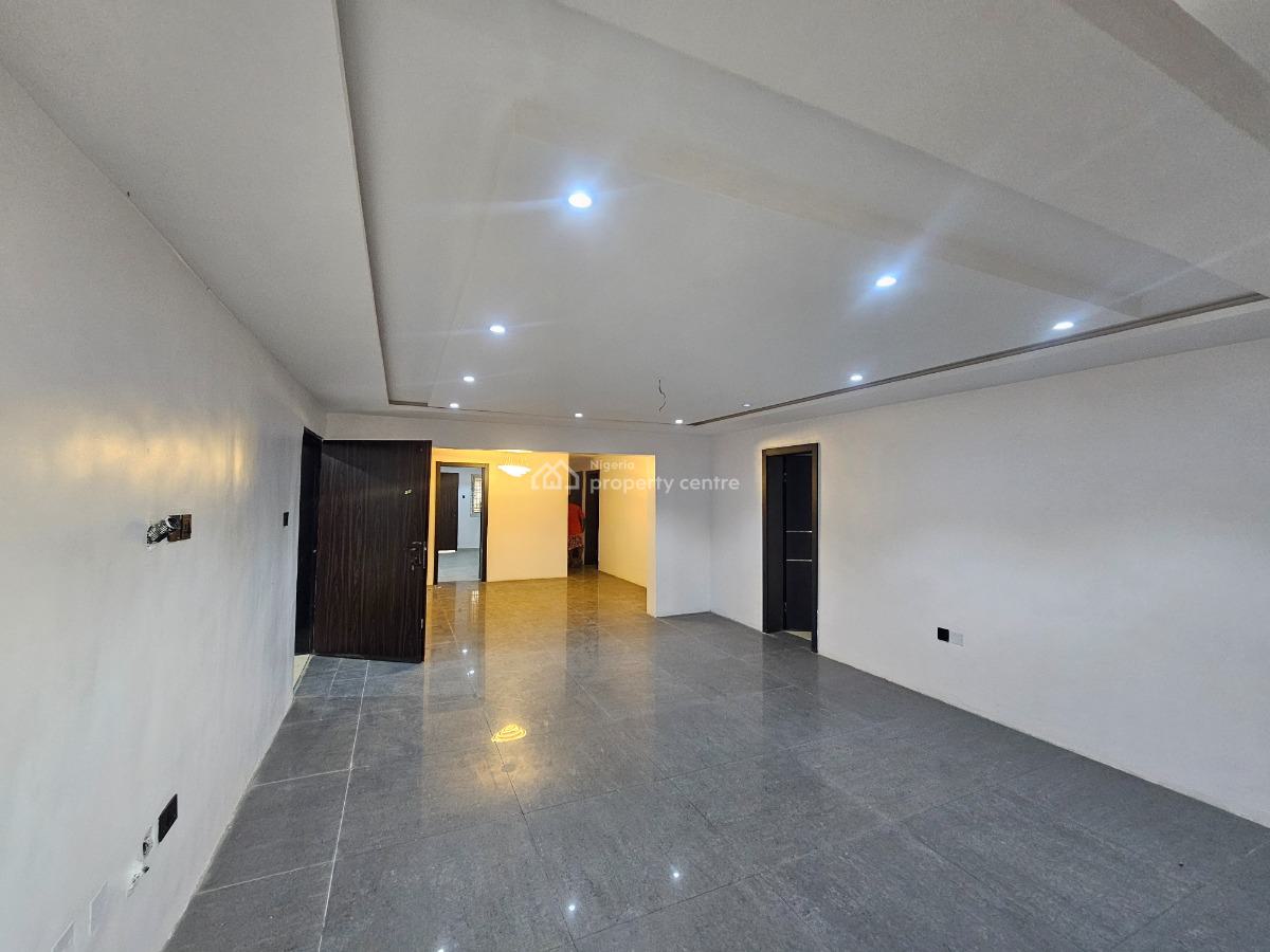 Luxury 3 Bedroom Apartment with Bq in a Gated Community, Off Admiralty Way, Lekki Phase 1, Lekki, Lagos, Flat / Apartment for Sale