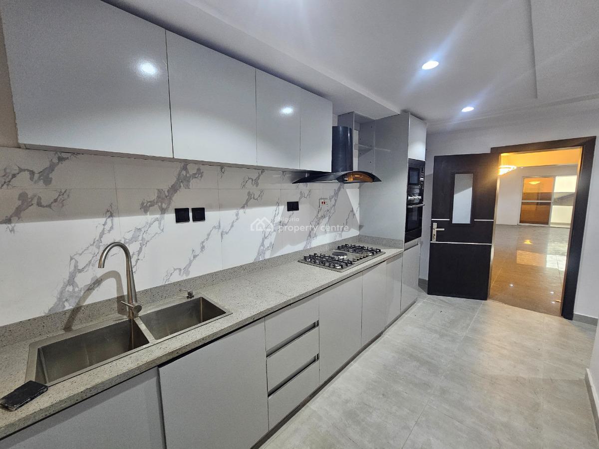 Luxury 3 Bedroom Apartment with Bq in a Gated Community, Off Admiralty Way, Lekki Phase 1, Lekki, Lagos, Flat / Apartment for Sale