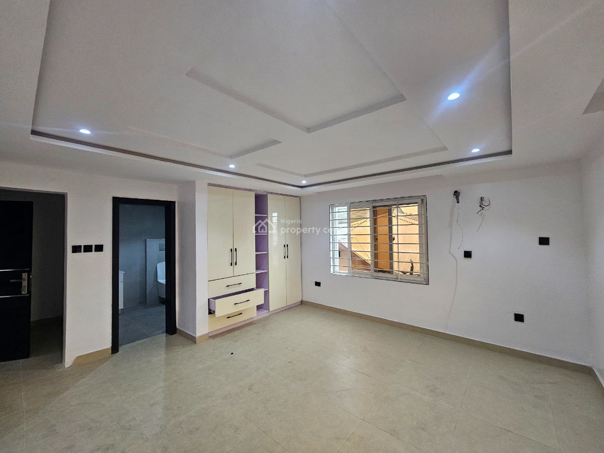 Luxury 3 Bedroom Apartment with Bq in a Gated Community, Off Admiralty Way, Lekki Phase 1, Lekki, Lagos, Flat / Apartment for Sale