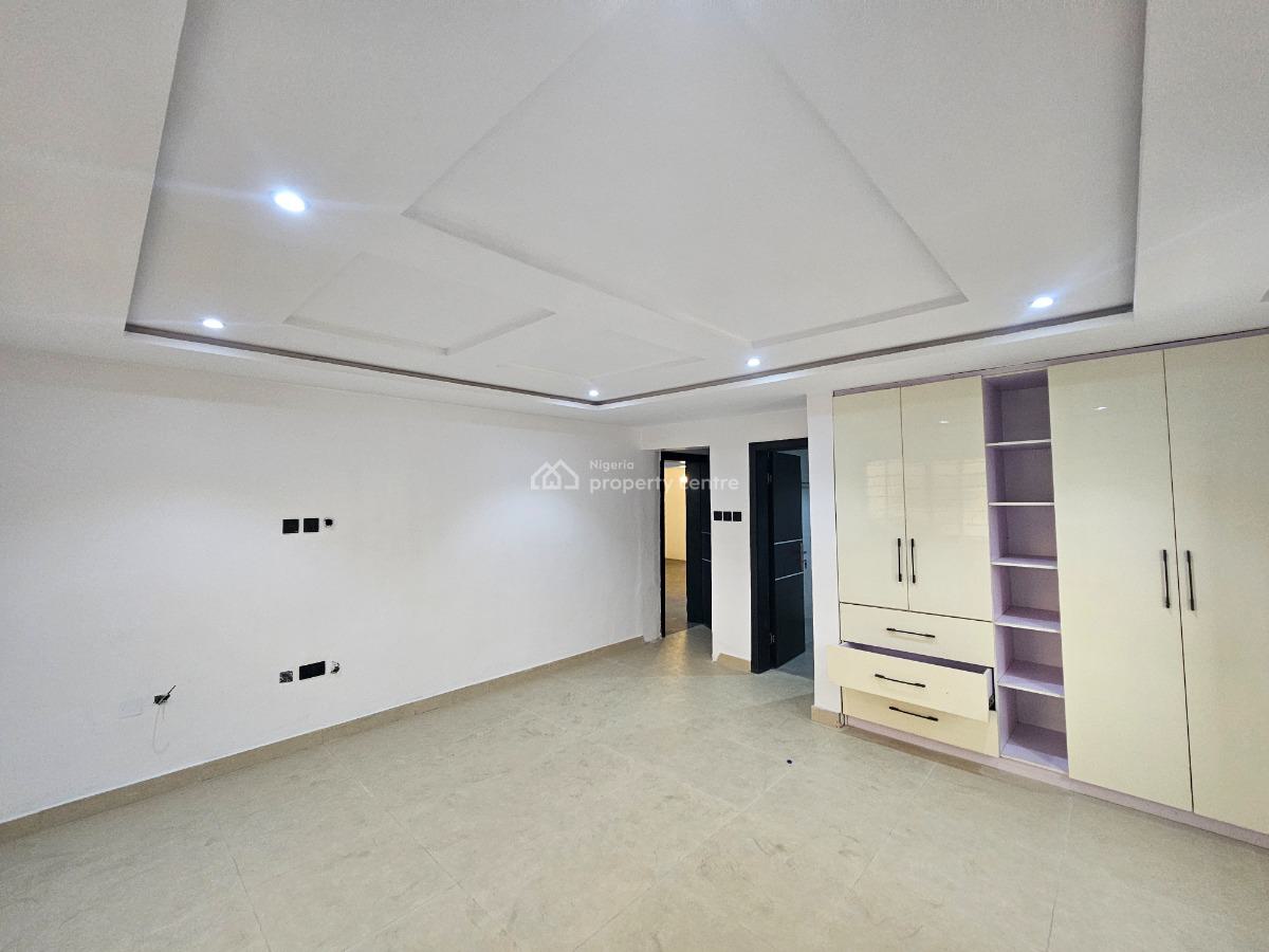 Luxury 3 Bedroom Apartment with Bq in a Gated Community, Off Admiralty Way, Lekki Phase 1, Lekki, Lagos, Flat / Apartment for Sale