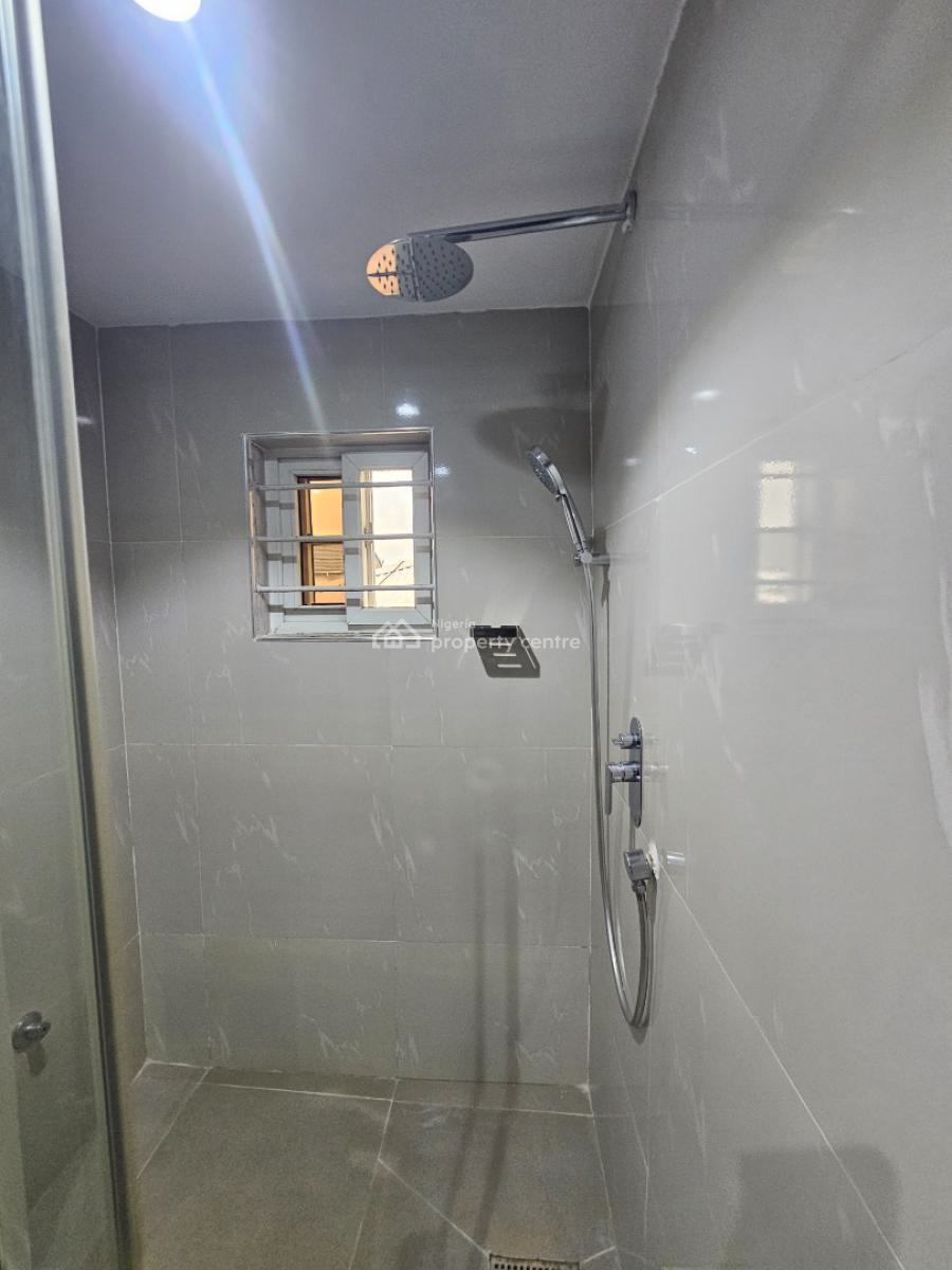 Luxury 3 Bedroom Apartment with Bq in a Gated Community, Off Admiralty Way, Lekki Phase 1, Lekki, Lagos, Flat / Apartment for Sale