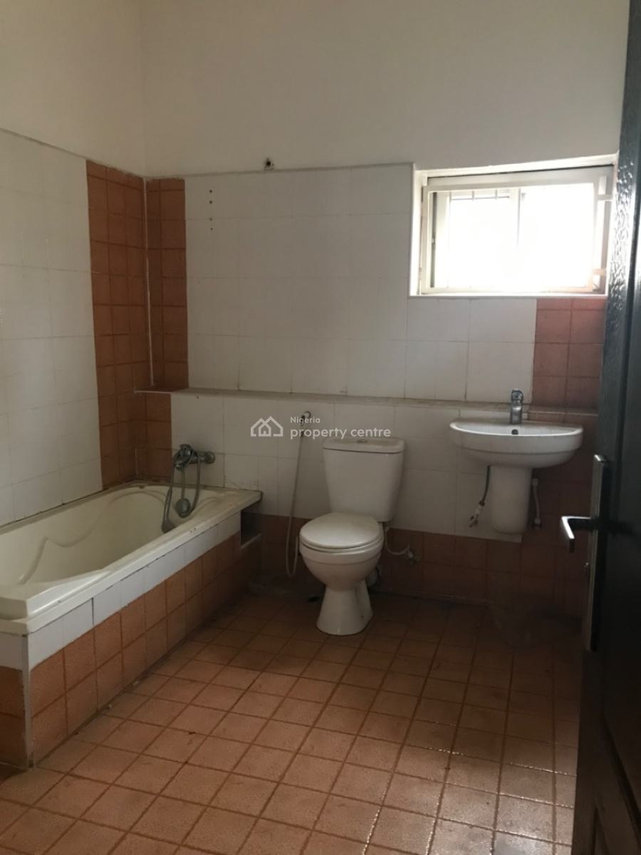 4 Bedroom Semi Detached Duplex with a Room Bq, Lekki Phase 1, Lekki, Lagos, Semi-detached Duplex for Rent