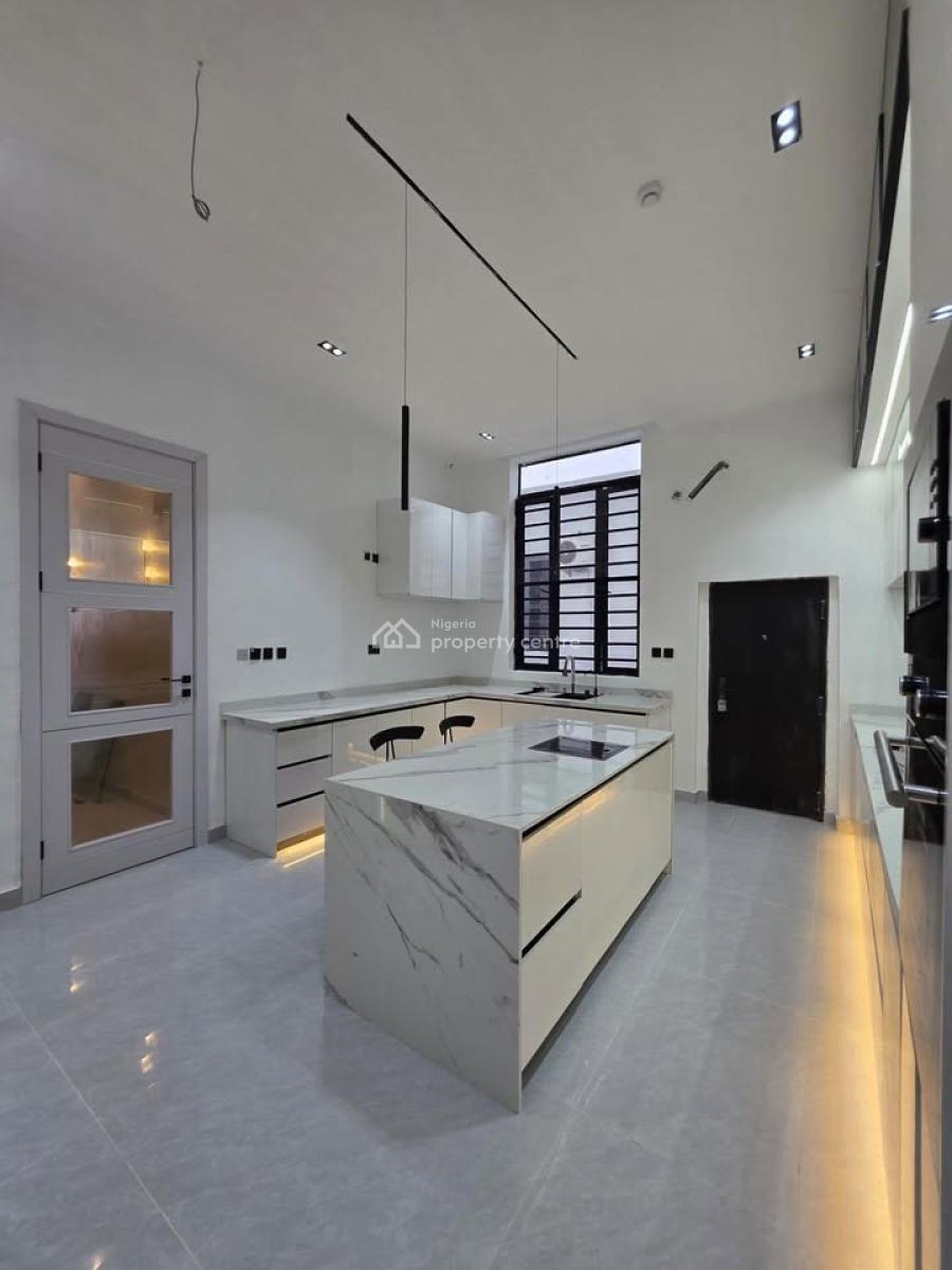 Spacious 5 Bedroom Fully Detached House with Pool, Orchid, Lekki, Lagos, Detached Duplex for Sale