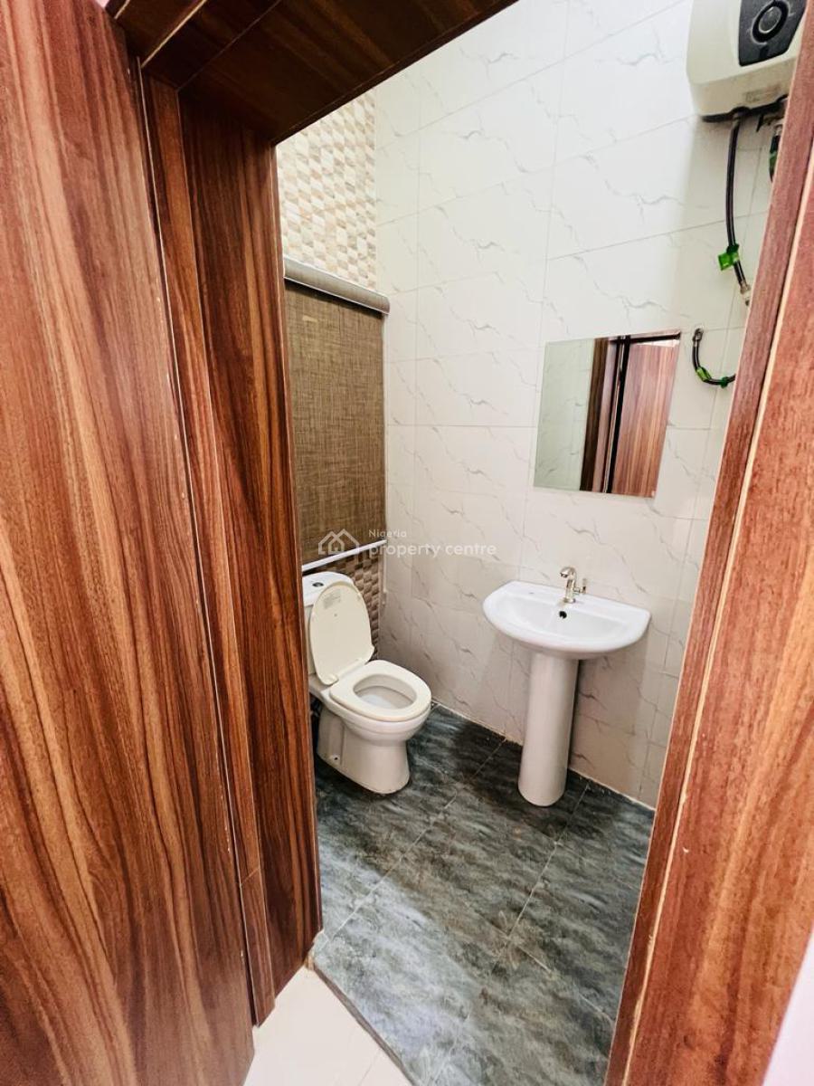 Luxury One Bedroom Apartment, 6 Adedeji Adekola Close Off Freedom Way, Lekki Phase 1, Lekki, Lagos, Flat / Apartment Short Let