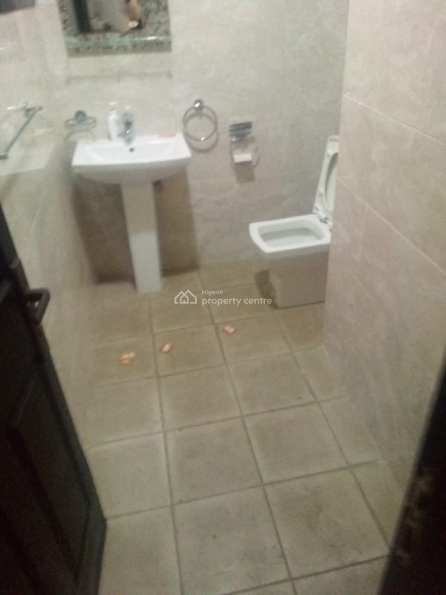 Three (3) Bedroom Flat with Bq, Gym, Pool, Lift & 24hrs Power Supply, Muri Okunola, Victoria Island (vi), Lagos, Flat / Apartment for Rent