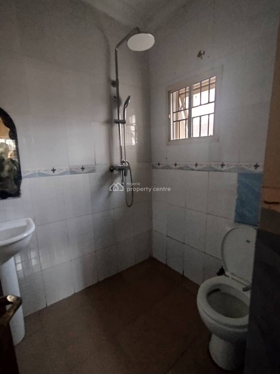 3-bedroom Flat, Gra Phase 1, Magodo, Lagos, Flat / Apartment for Rent