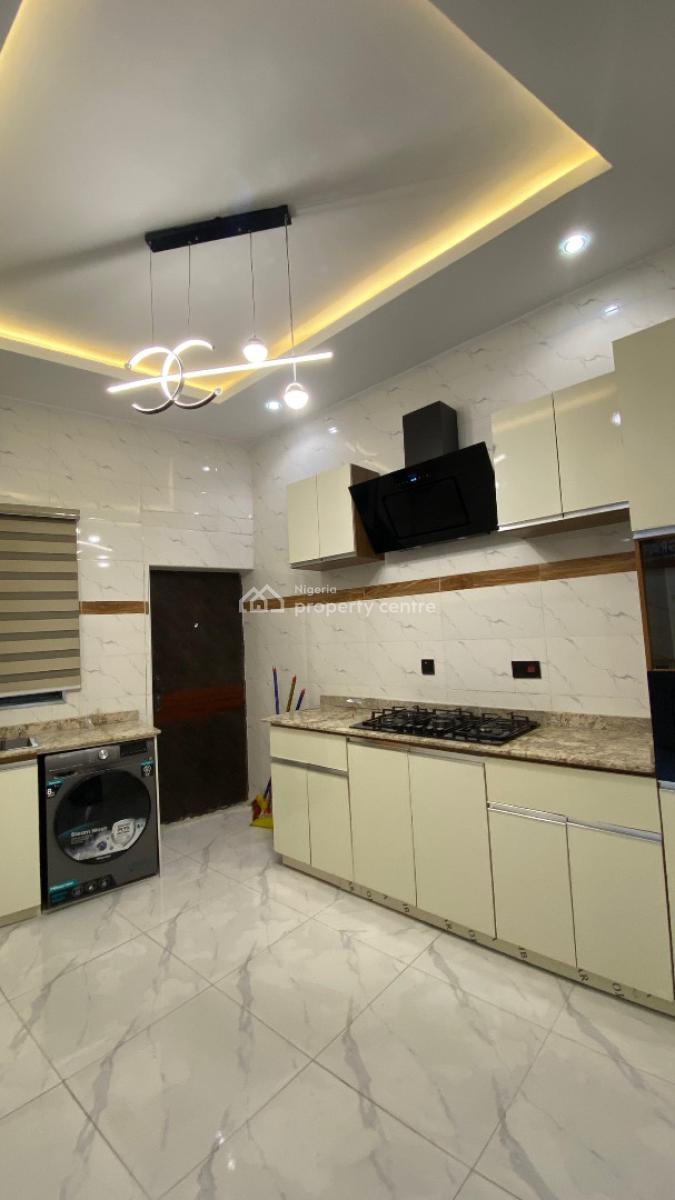 Cozy 4 Bedroom Duplex with Ps5, Lbs View Estate Opposite Lagos Business School, Ajah, Lagos, Terraced Duplex Short Let