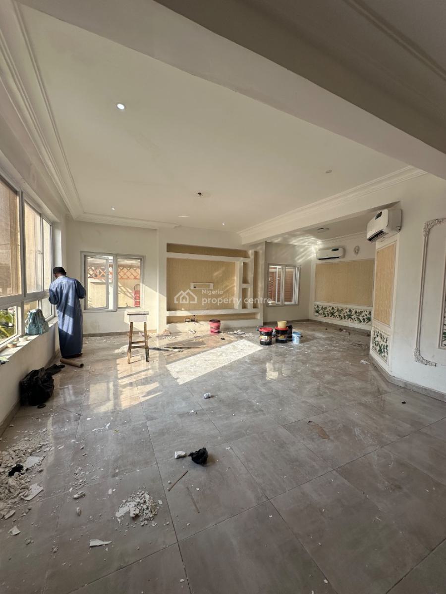 𝐌𝐀𝐈𝐍𝐓𝐀𝐈𝐍𝐄𝐃 4 𝐁𝐄𝐃𝐑𝐎𝐎𝐌 𝐓𝐄𝐑𝐑𝐀𝐂𝐄 𝐃𝐔𝐏𝐋𝐄𝐗, Osapa, Lekki, Lagos, Detached Duplex for Rent