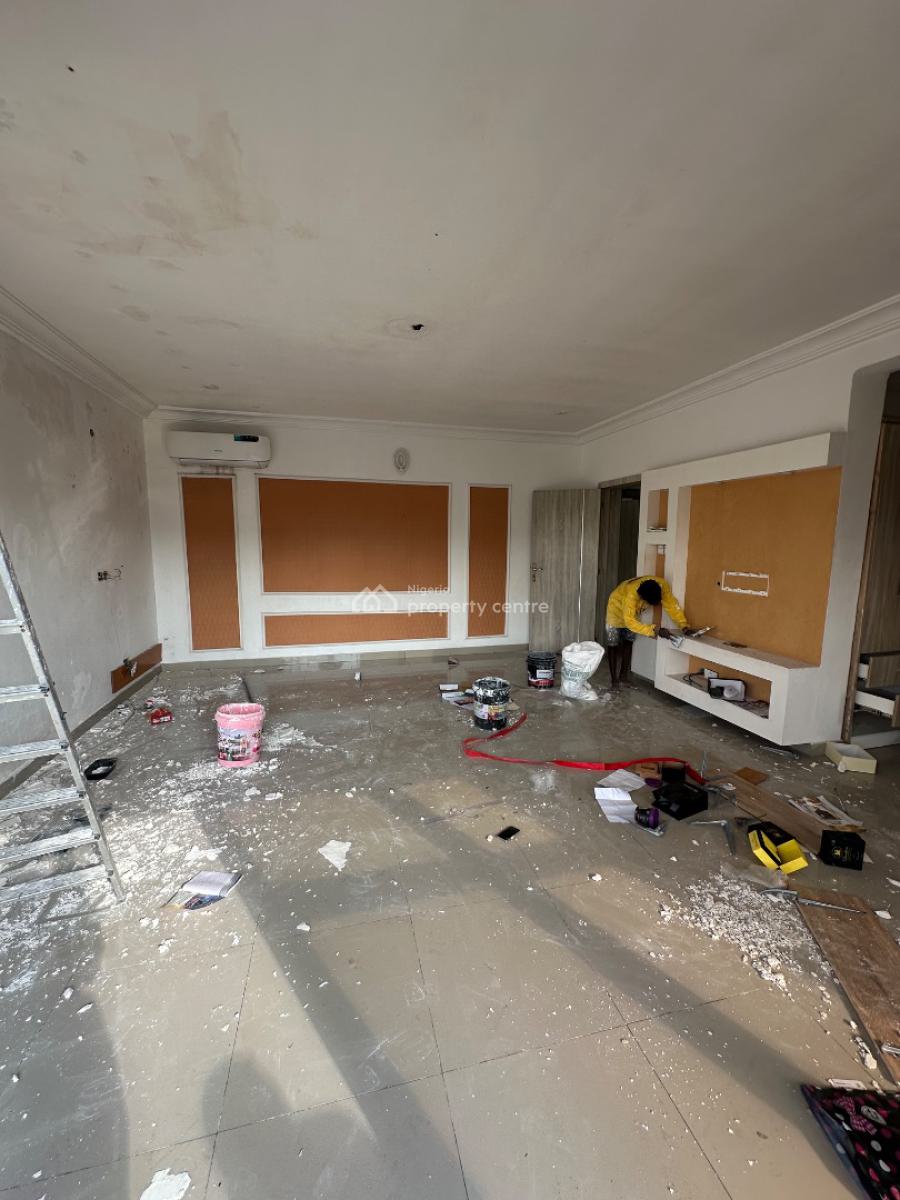 𝐌𝐀𝐈𝐍𝐓𝐀𝐈𝐍𝐄𝐃 4 𝐁𝐄𝐃𝐑𝐎𝐎𝐌 𝐓𝐄𝐑𝐑𝐀𝐂𝐄 𝐃𝐔𝐏𝐋𝐄𝐗, Osapa, Lekki, Lagos, Detached Duplex for Rent